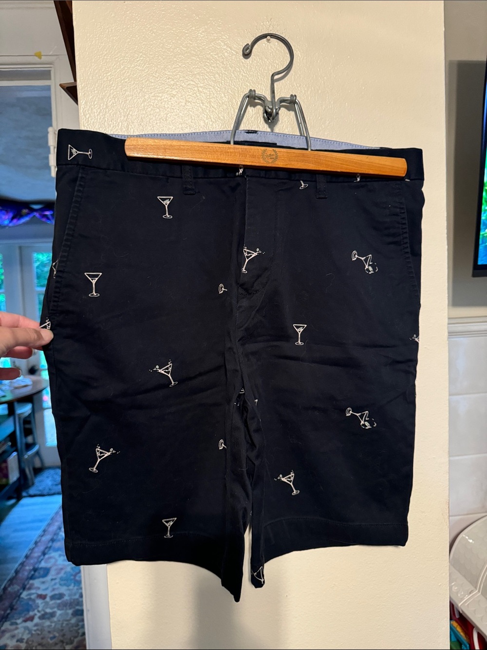 TOMMY HILFIGER Navy/White Martini Embroidered Cocktail Shorts size 33